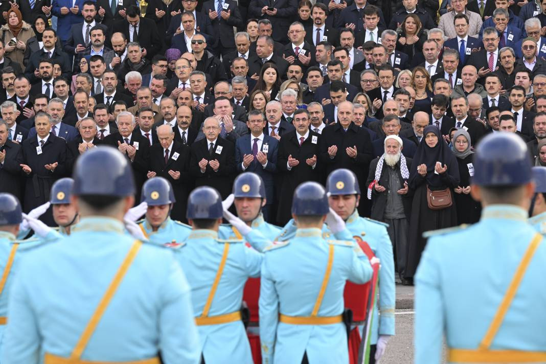 Hasan Bitmez için Meclis'te cenaze töreni. Babası Filistin atkısıyla uğurladı - Resim: 18